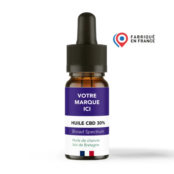 Flacon 10 ml verre ambré d'huile chanvre Bretagne marque blanche, CBD 30 % broad spectrum